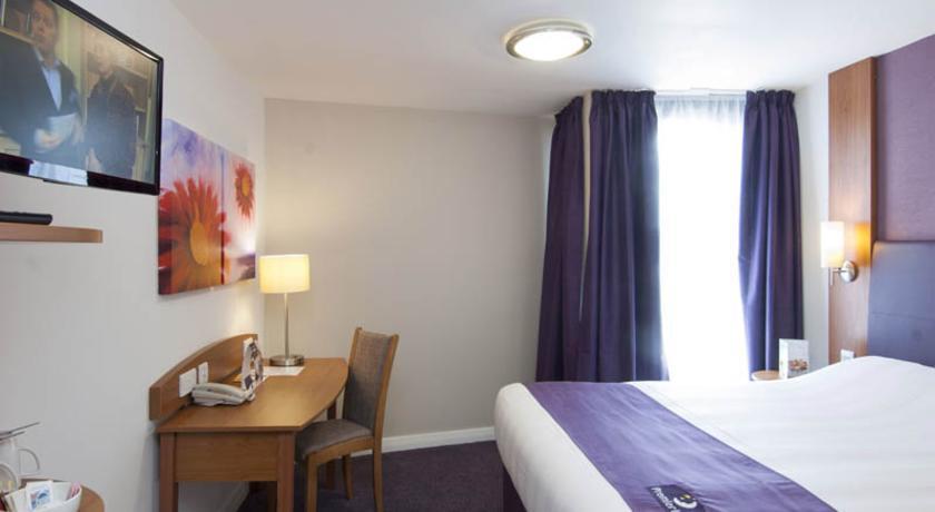 Premier Inn Uttoxeter Δωμάτιο φωτογραφία