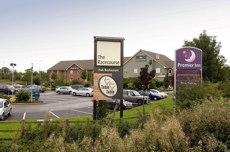 Premier Inn Uttoxeter Εξωτερικό φωτογραφία