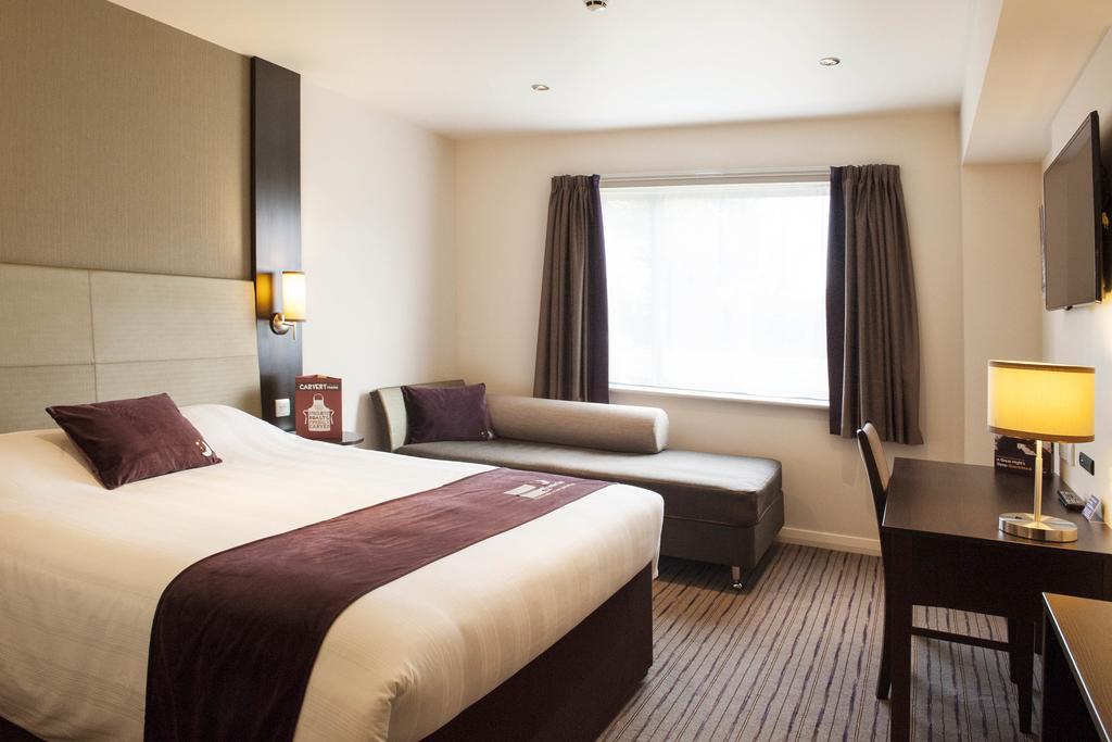 Premier Inn Uttoxeter Εξωτερικό φωτογραφία