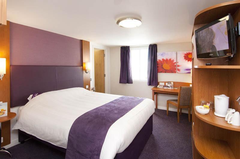 Premier Inn Uttoxeter Εξωτερικό φωτογραφία