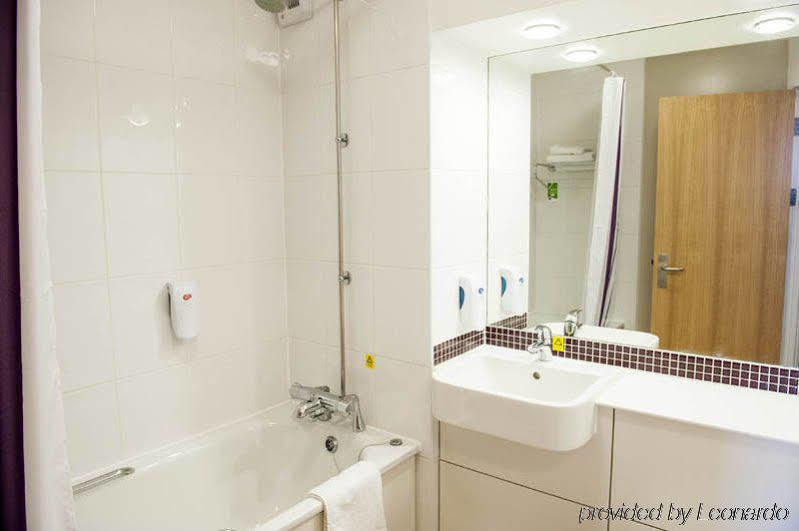 Premier Inn Uttoxeter Εξωτερικό φωτογραφία